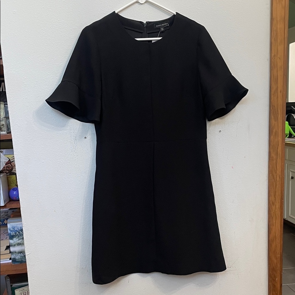 Banana Republic Black Ruffle-Sleeve Shift Dress